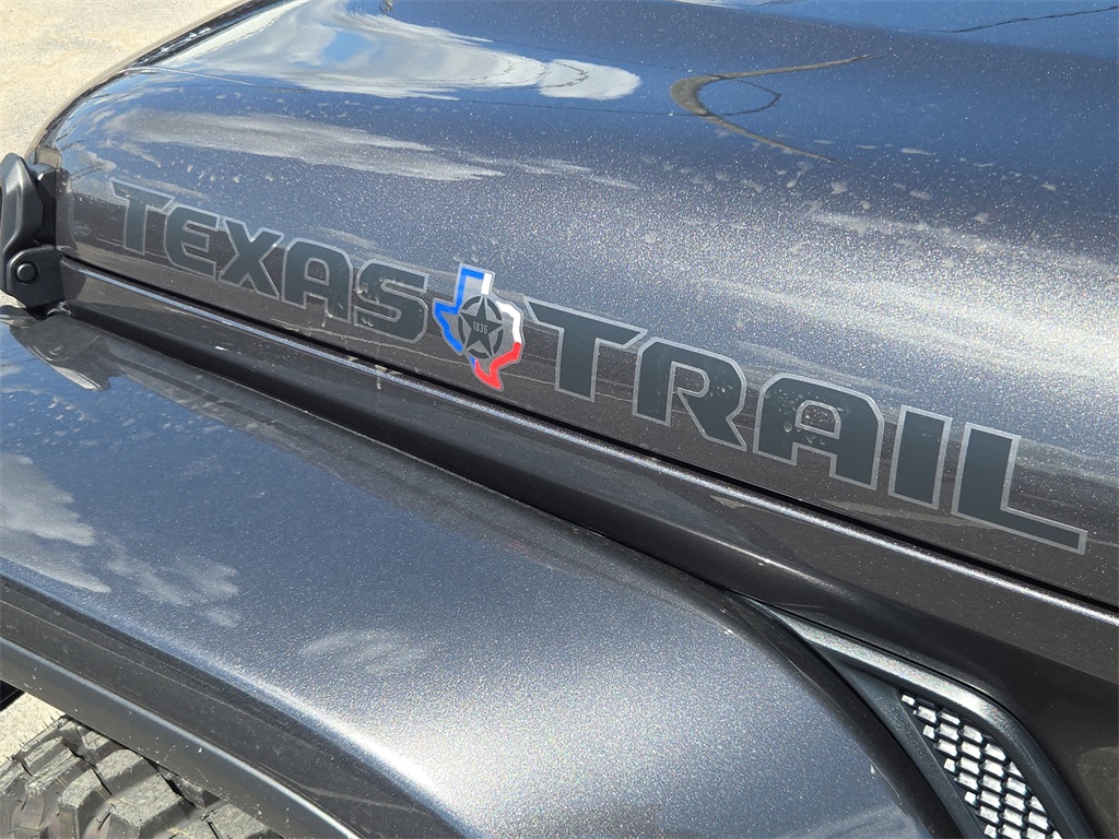 2025 Jeep Gladiator Sport - 4