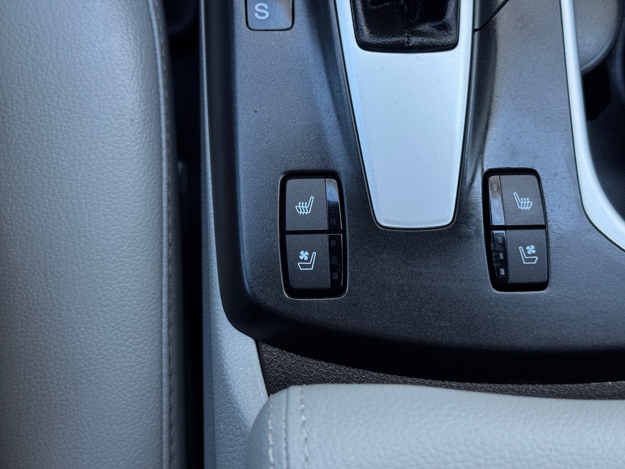 2016 Acura RDX Base Gray at Emmons Autoplex