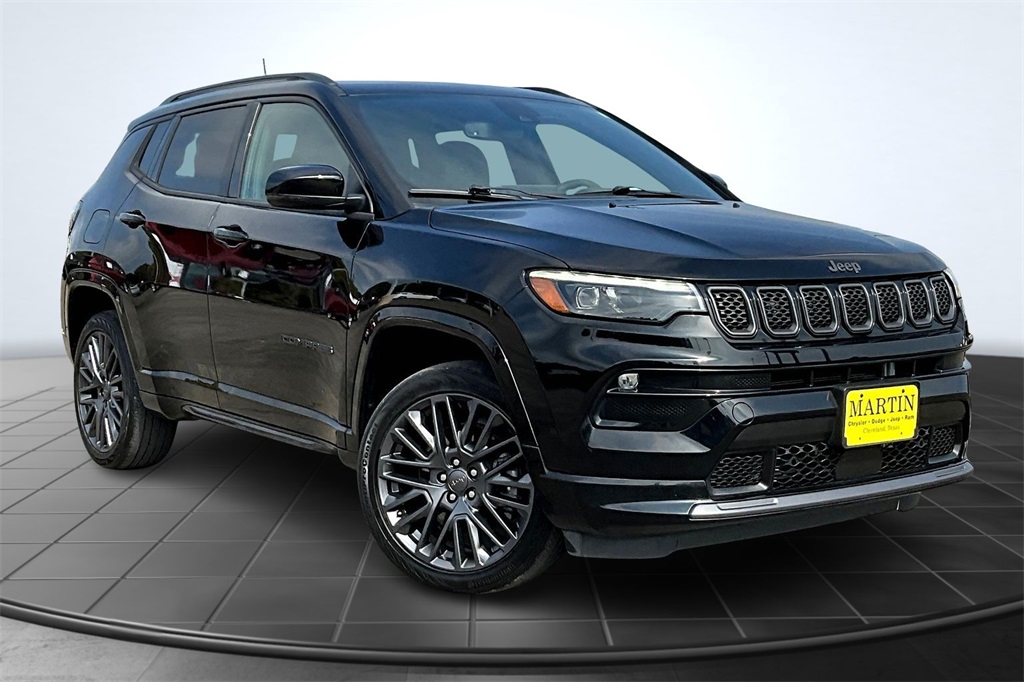 2023 Jeep Compass High Altitude Black at Community Honda