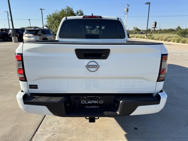 2025 Nissan Frontier SV photo 4