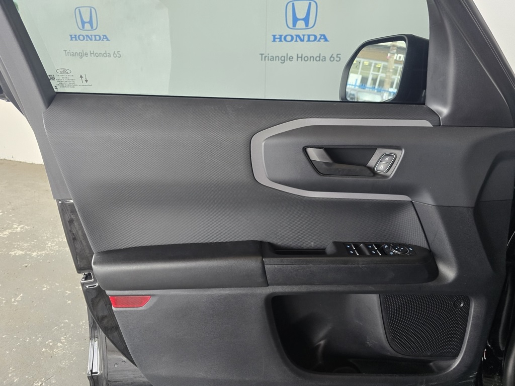 Thumbnail: 2023 Ford Bronco Sport - 14