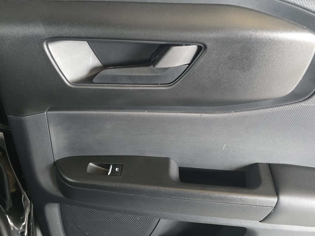 Thumbnail: 2023 Ford Bronco Sport - 19