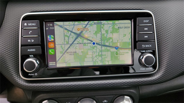 2025 Nissan Kicks Play