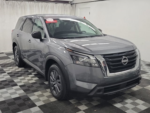 2024 Nissan Pathfinder S