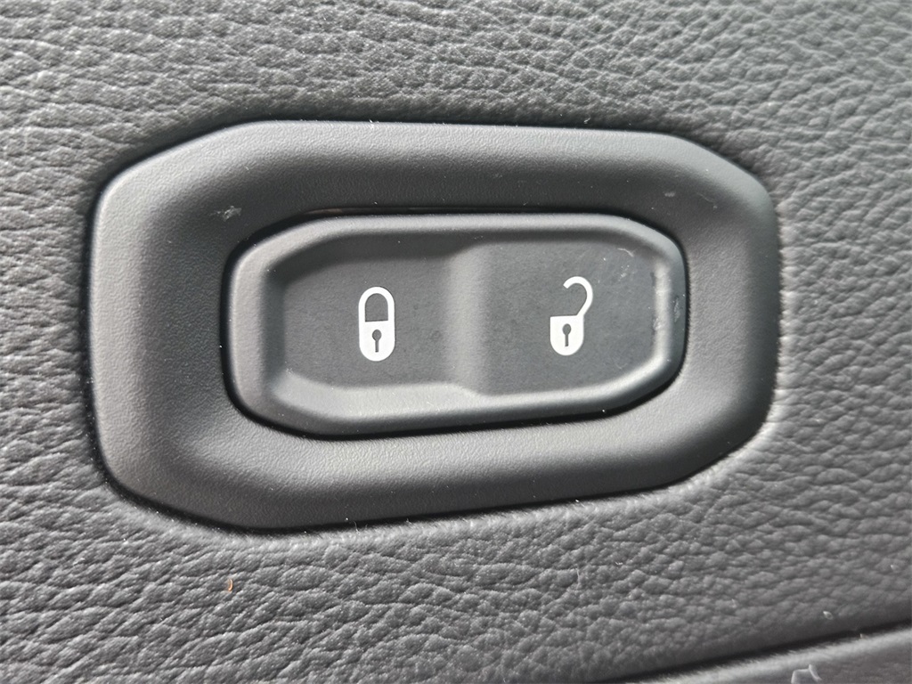 Used Car 2021 Jeep Wrangler  For Sale Under $30,000 In San Marcos, Texas