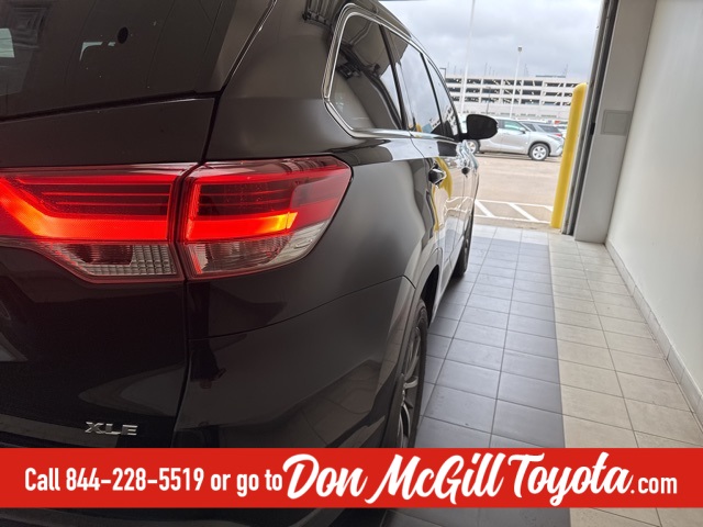 2019 Toyota Highlander XLE Black at Gullo Toyota