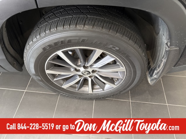 2019 Toyota Highlander XLE Black at Gullo Toyota