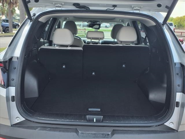 2023 Hyundai Tucson Hybrid SEL Convenience Silver at DeMontrond Gulf Freeway