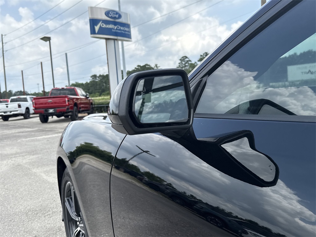 2025 Ford Mustang EcoBoost - 9