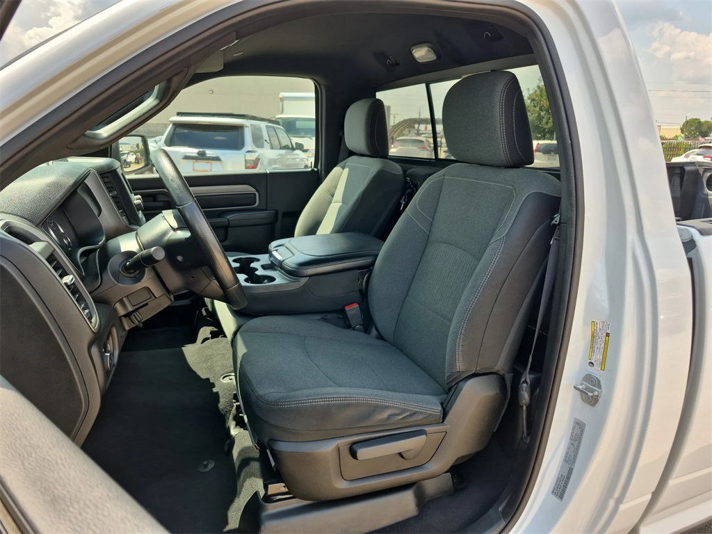 2022 Ram 2500 Tradesman - 9