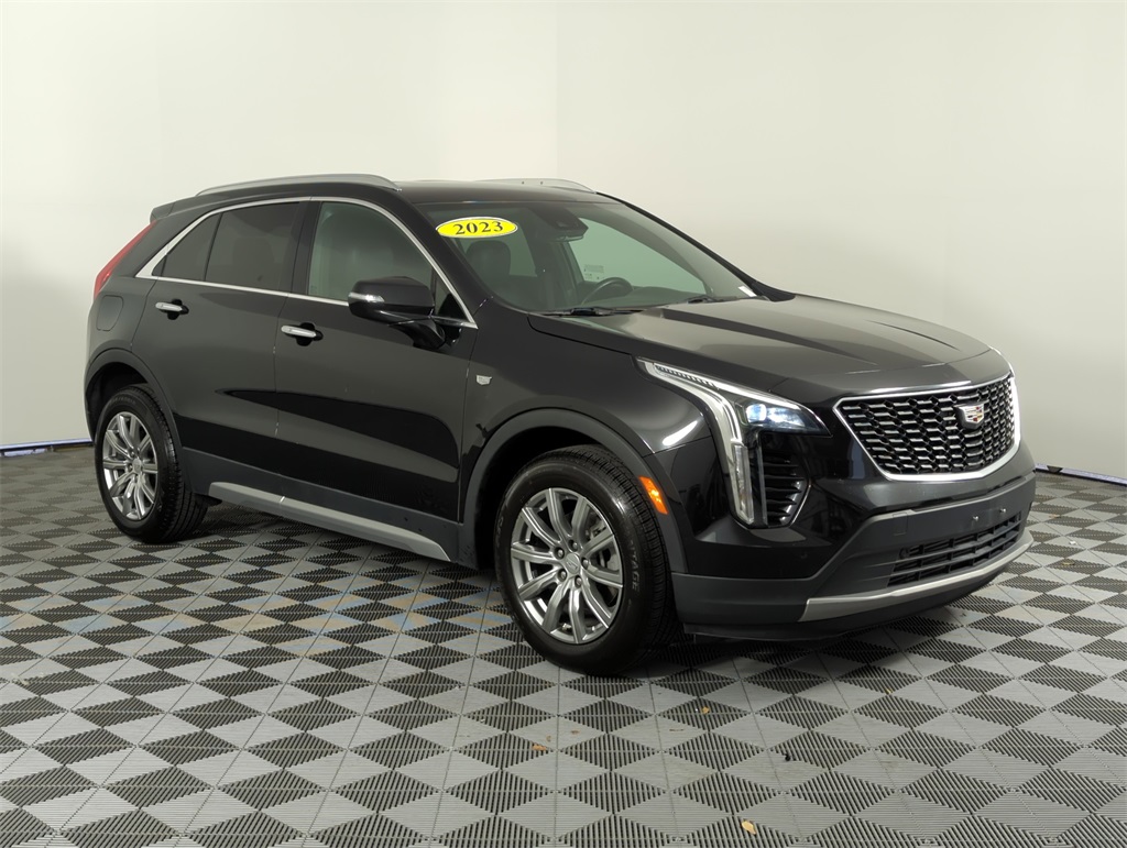 2023 Cadillac XT4 Premium Luxury AWD
