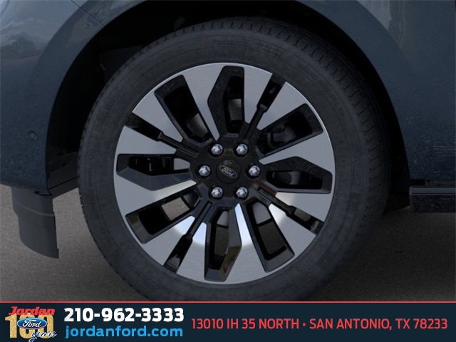 New Car 2025 Ford Expedition Max  Platinum For Sale Under $90,000 In San Antonio, Texas