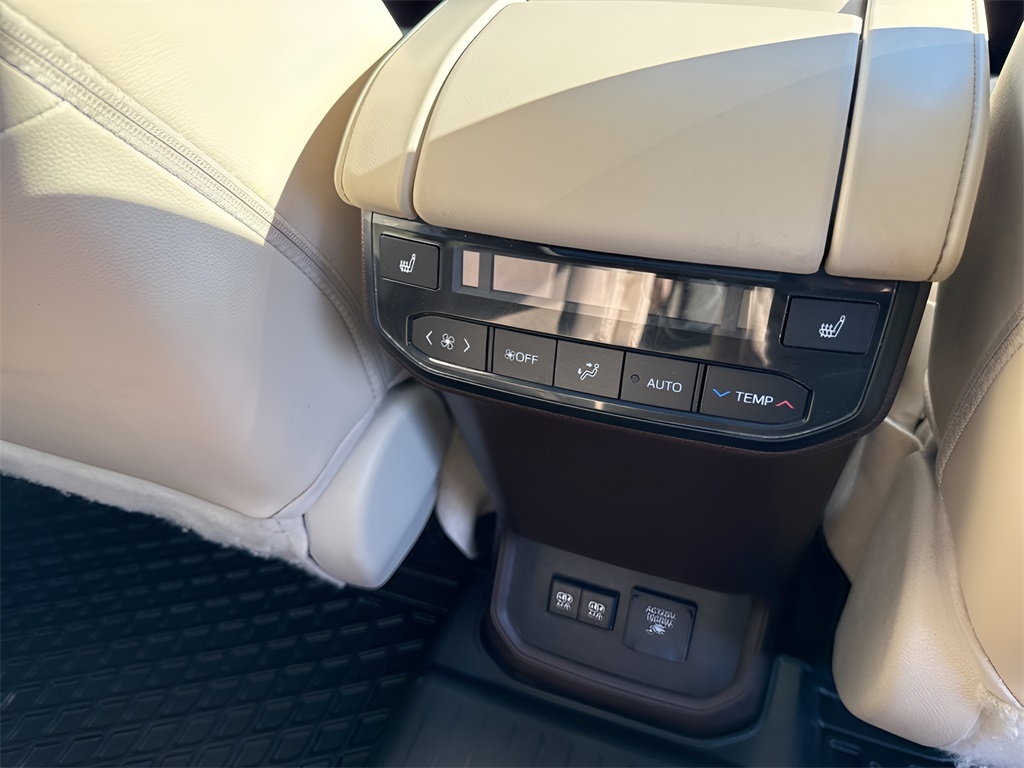 2021 Toyota Highlander Hybrid