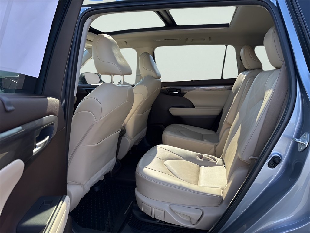 2021 Toyota Highlander Hybrid