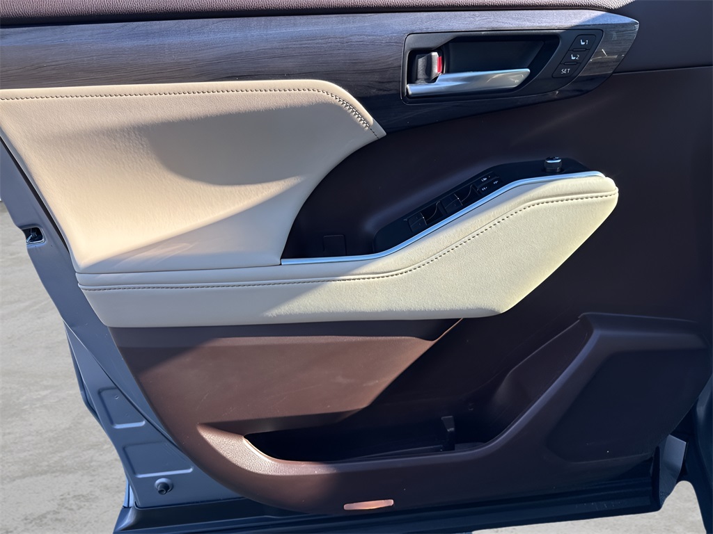 2021 Toyota Highlander Hybrid