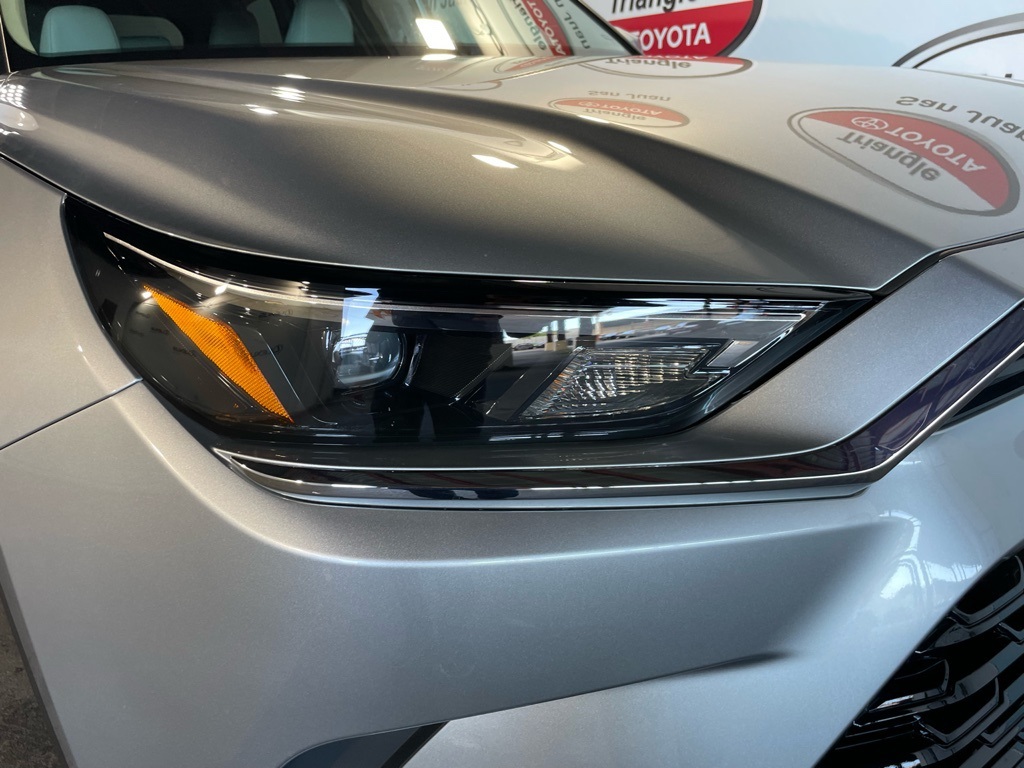 Thumbnail: 2026 Toyota Grand Highlander - 10