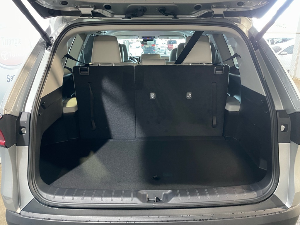 Thumbnail: 2026 Toyota Grand Highlander - 22