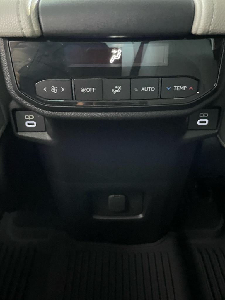 Thumbnail: 2026 Toyota Grand Highlander - 29