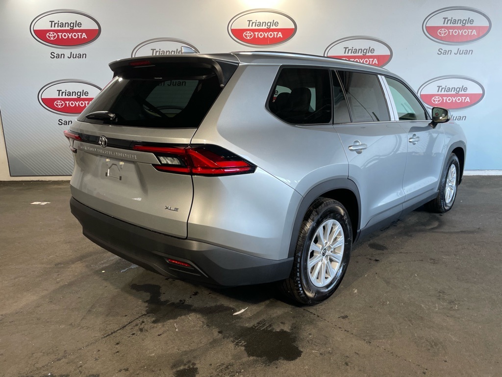 Thumbnail: 2026 Toyota Grand Highlander - 4