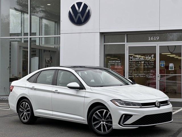 2025 Volkswagen Jetta SE FWD