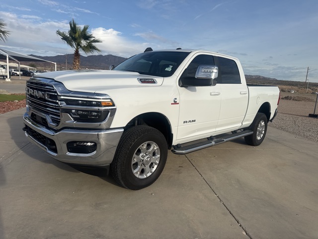 2025 RAM 2500 Laramie Crew Cab 4WD