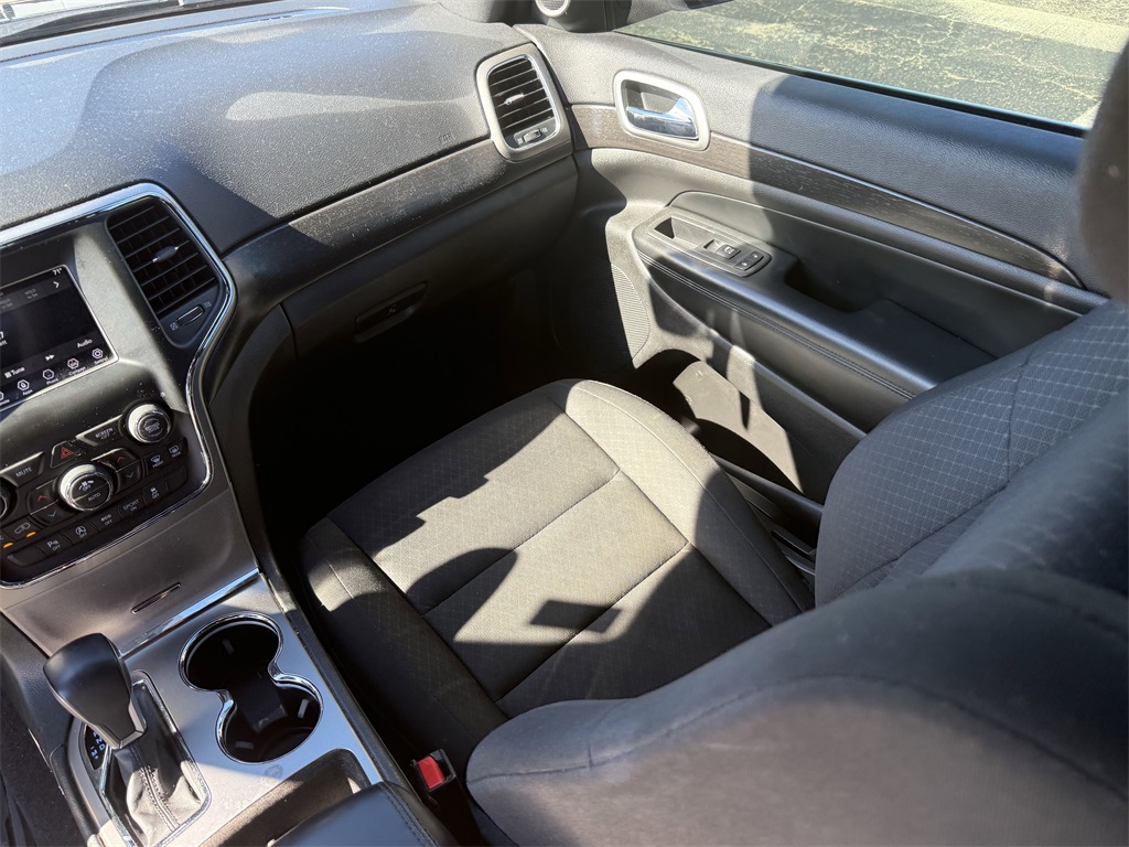 2018 Jeep Grand Cherokee Laredo Black at Baytown Hyundai