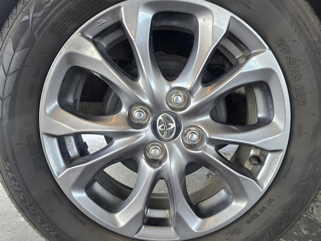 Used Car 2020 Toyota Yaris  Le For Sale Under $20,000 In San Juan, Puerto Rico