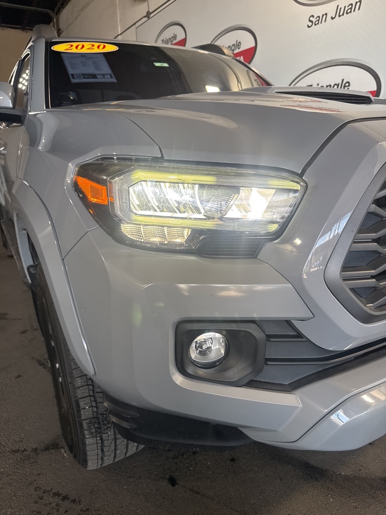 Thumbnail: 2020 Toyota Tacoma - 14