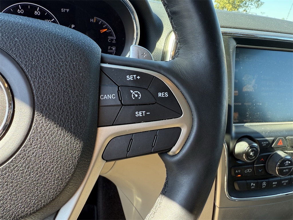 2016 Jeep Grand Cherokee Limited Red at Emmons Autoplex