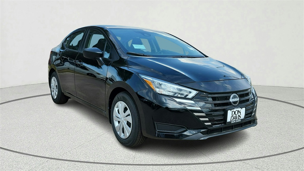 2025 Nissan Versa