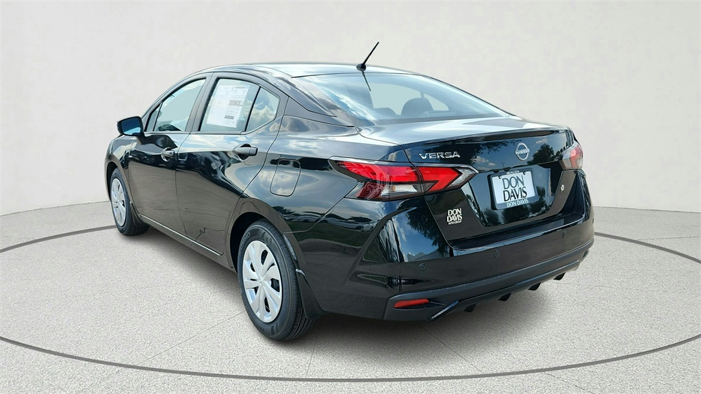 2025 Nissan Versa