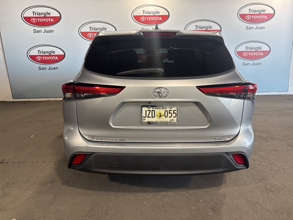 Thumbnail: 2022 Toyota Highlander - 5