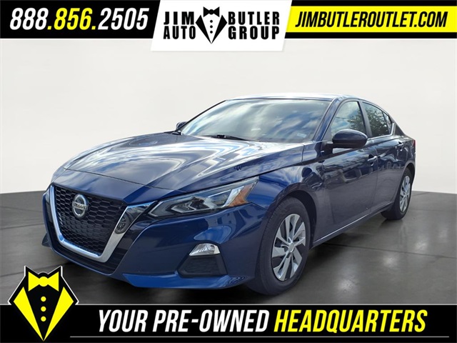 2021 Nissan Altima SR's photo