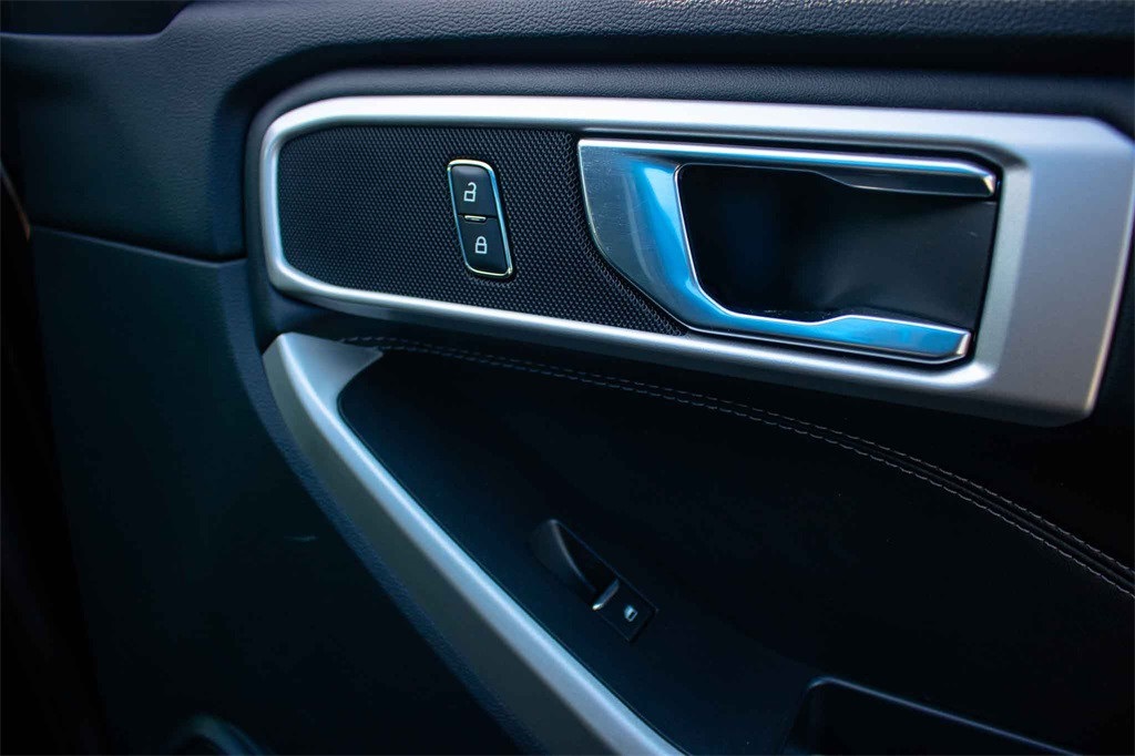 Used Car 2022 Ford Explorer  Xlt For Sale Under $30,000 In San Marcos, Texas