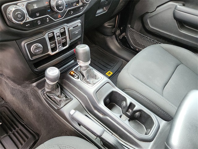 Used Car 2022 Jeep Gladiator  Willys For Sale Under $30,000 In Plainview, Texas