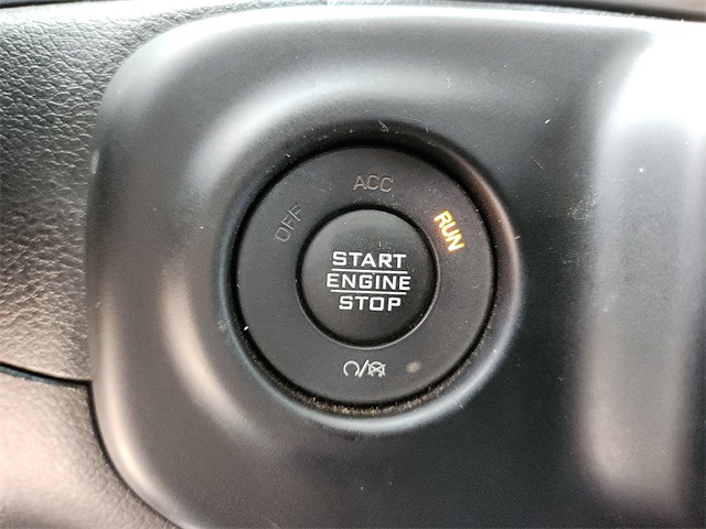 Used Car 2022 Jeep Gladiator  Willys For Sale Under $30,000 In Plainview, Texas