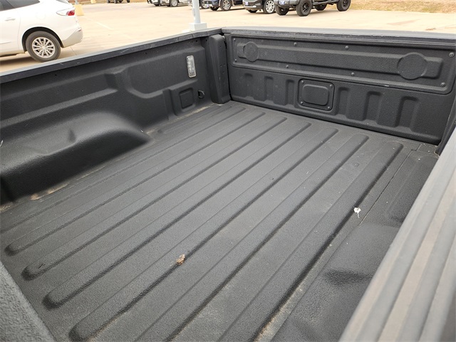 Used Car 2022 Jeep Gladiator  Willys For Sale Under $30,000 In Plainview, Texas