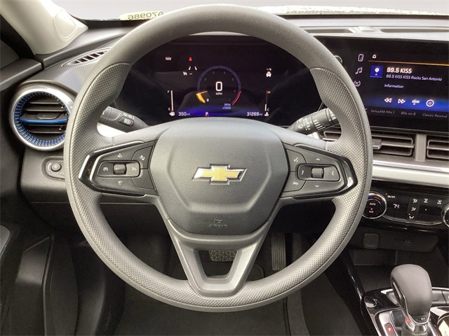 Used Car 2025 Chevrolet Trax  Lt For Sale Under $25,000 In San Antonio, Texas