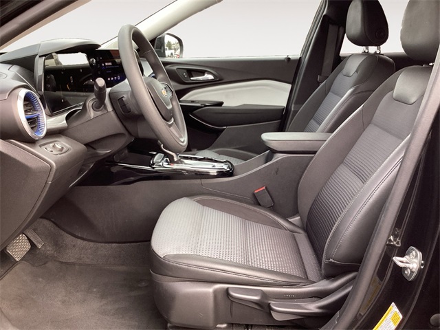 Used Car 2025 Chevrolet Trax  Lt For Sale Under $25,000 In San Antonio, Texas