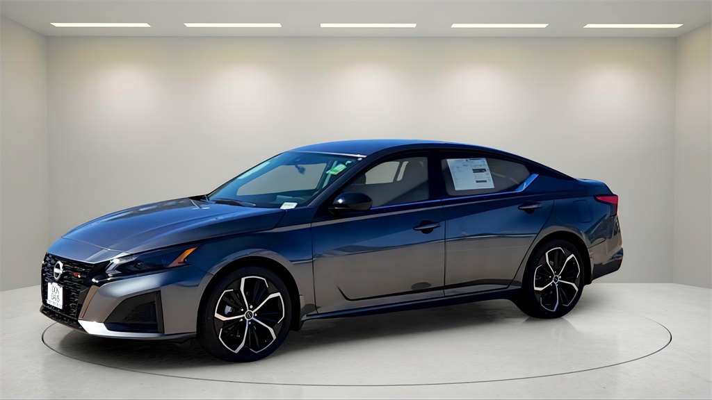 2025 Nissan Altima
