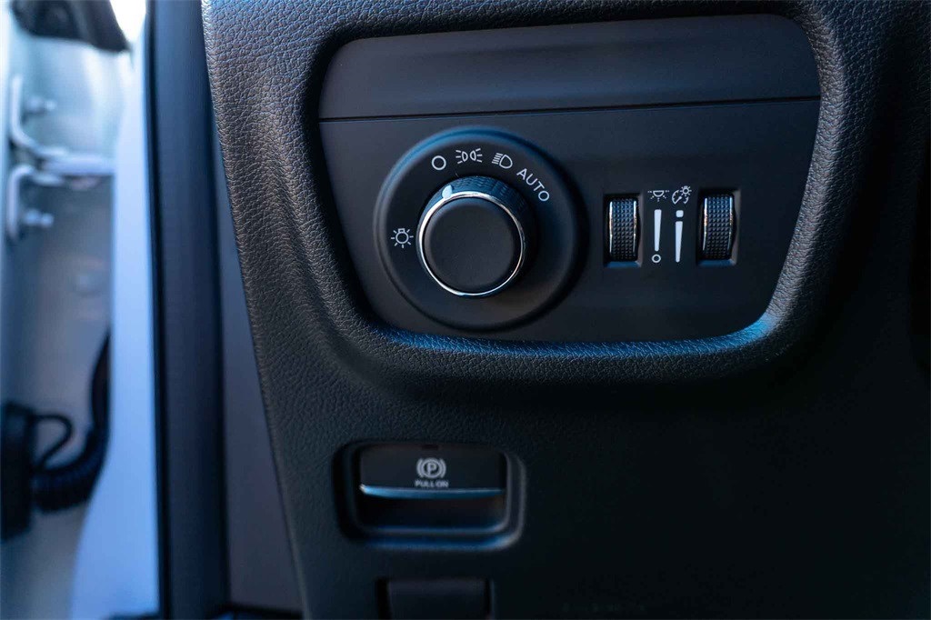 New Car 2025 Jeep Grand Cherokee L  Laredo For Sale Under $40,000 In San Marcos, Texas