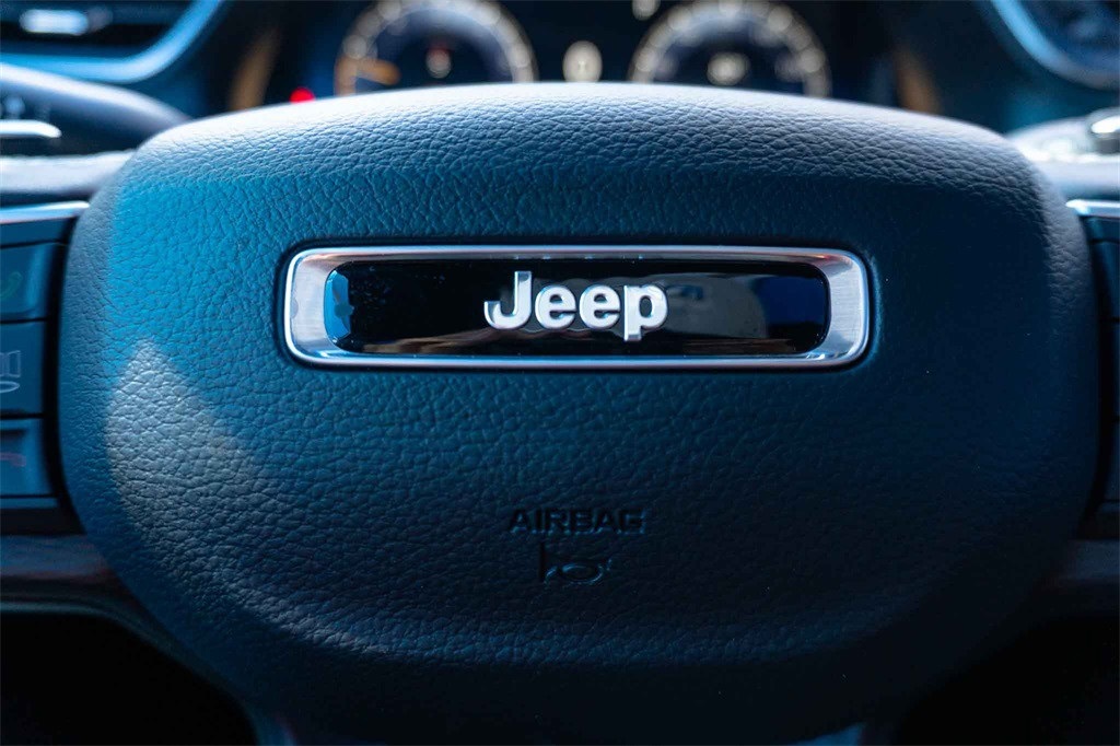 New Car 2025 Jeep Grand Cherokee L  Laredo For Sale Under $40,000 In San Marcos, Texas