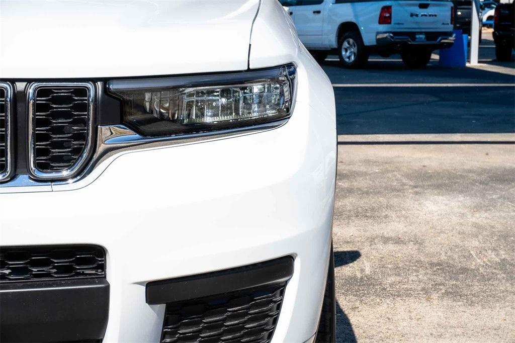 New Car 2025 Jeep Grand Cherokee L  Laredo For Sale Under $40,000 In San Marcos, Texas