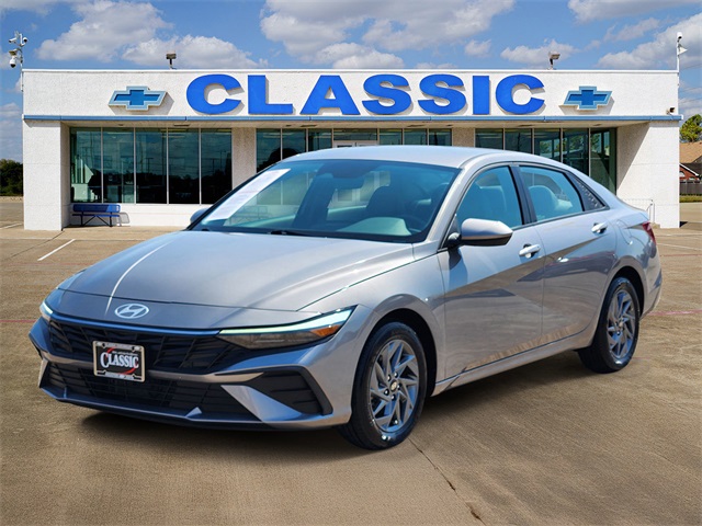 2024 Hyundai Elantra Hybrid Blue - 2