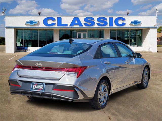 2024 Hyundai Elantra Hybrid Blue - 6