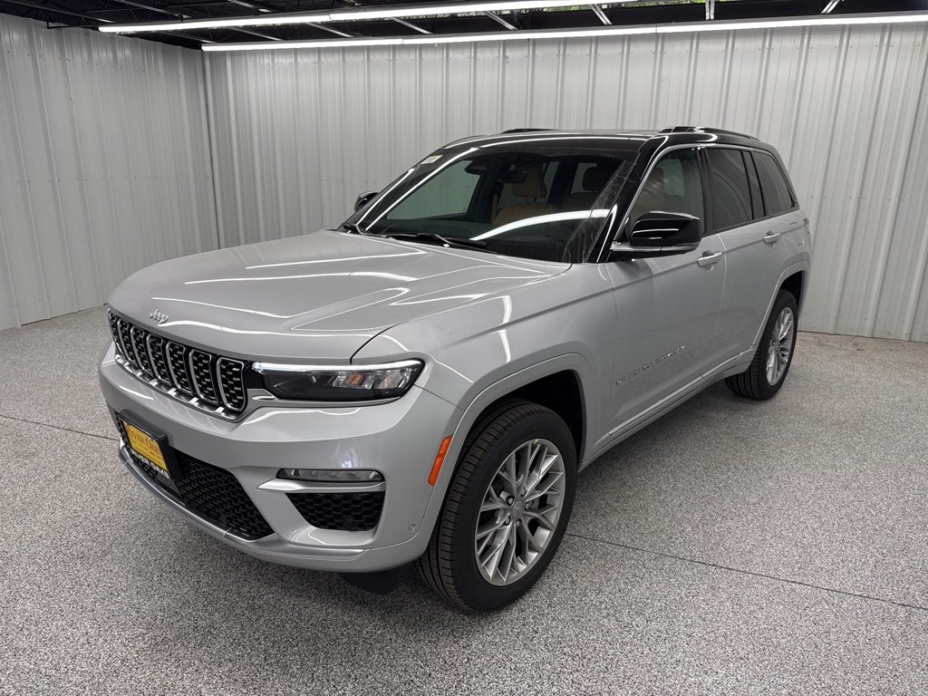 2025 Jeep Grand Cherokee Summit - 2