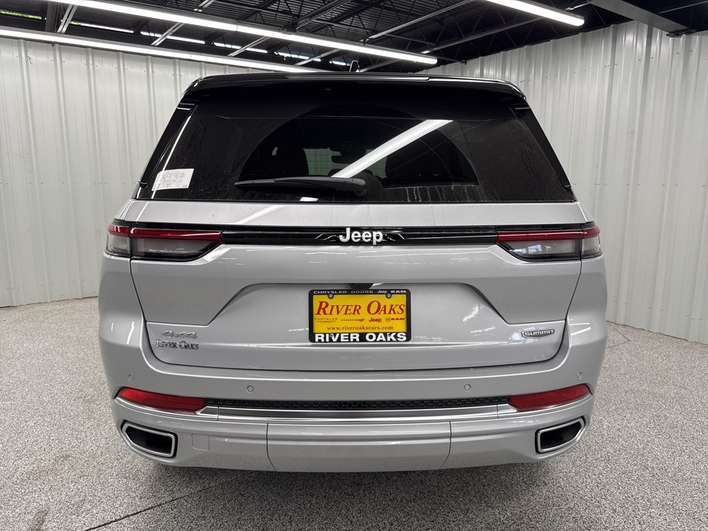 2025 Jeep Grand Cherokee Summit - 4