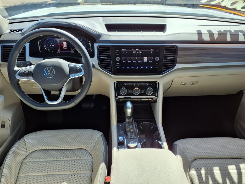 2021 Volkswagen Atlas 2.0T SEL Premium - 4