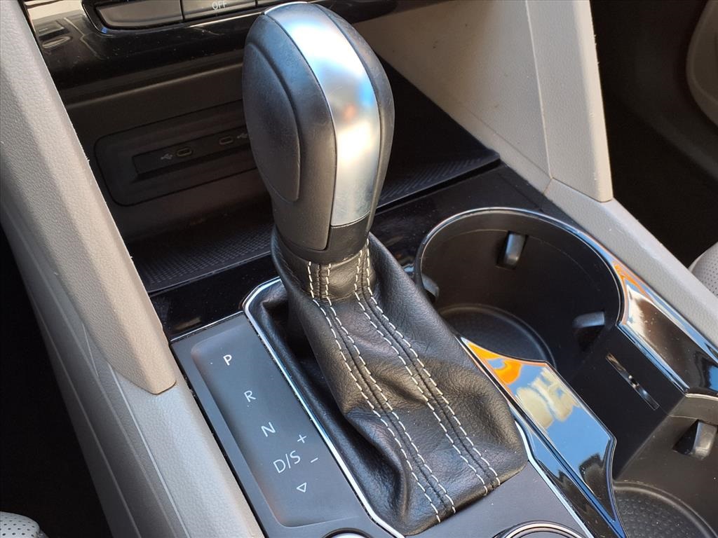 2021 Volkswagen Atlas 2.0T SEL Premium - 7