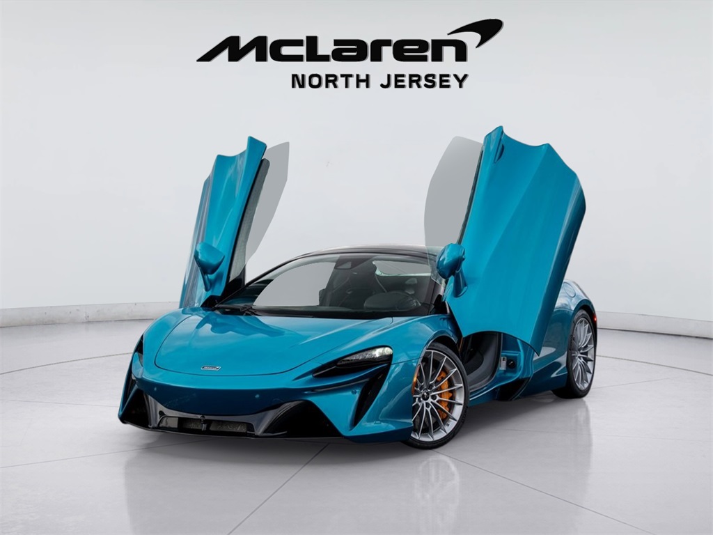 2025 McLaren Artura Vision's photo